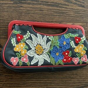 Isabella Fiore Clutch
